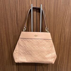 Designer Coach Lexy Shoulder Bag in Signature Leather Nude Pink